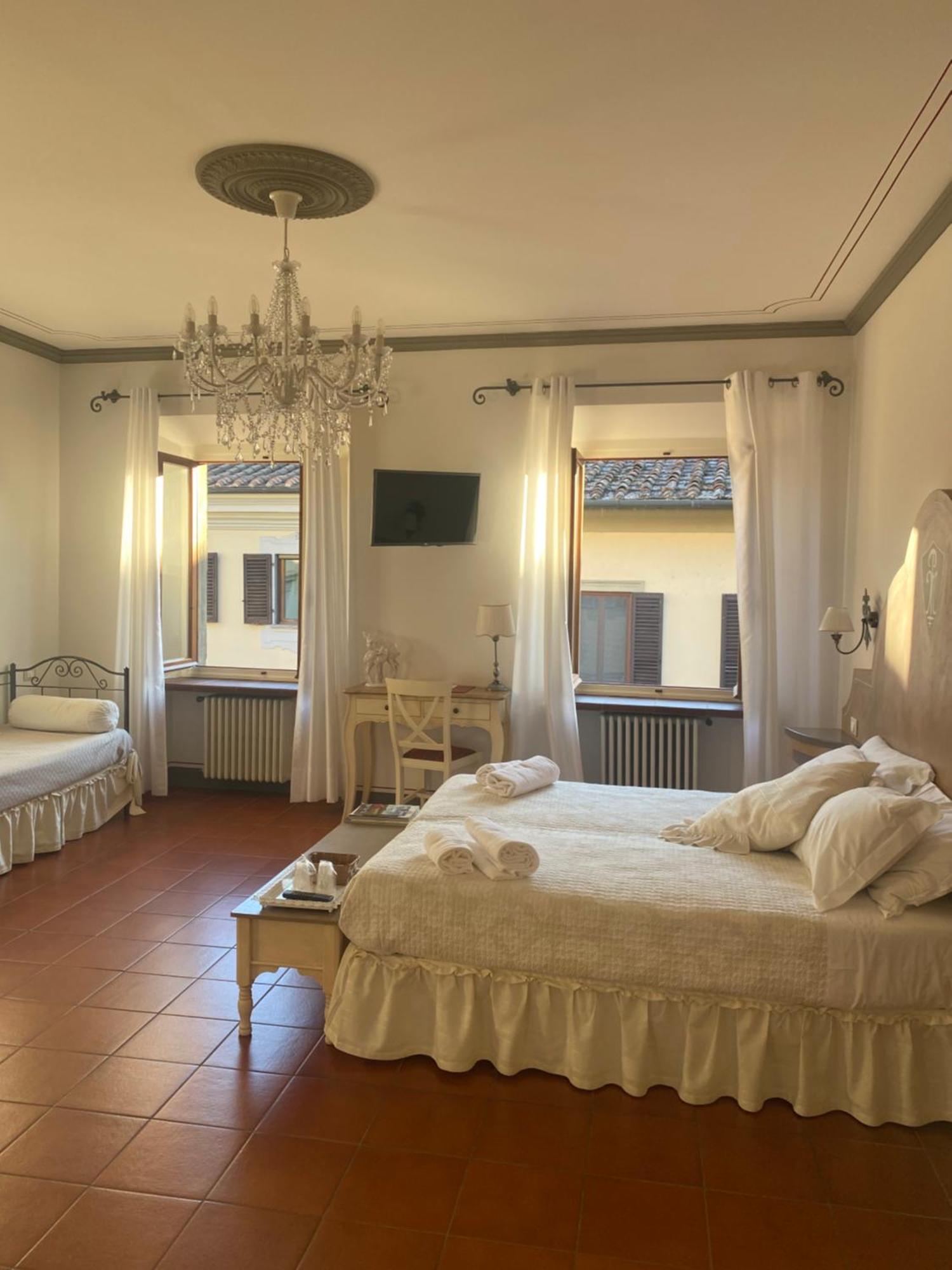 Palazzo Mari suite&rooms b&b Montevarchi Buitenkant foto